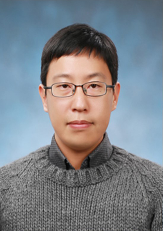 Prof. Je-Won Kang님의 사진입니다.