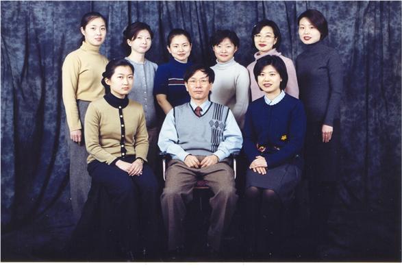 1998년 최경규 교수와 초창기 의국원