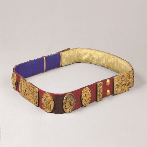 Courtiers’ Rank Belt with Gift Ornament 대표 이미지